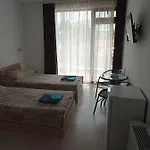 шошови Guest house