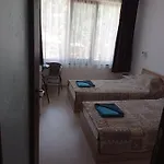 шошови Guest house