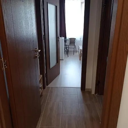 шошови 4*